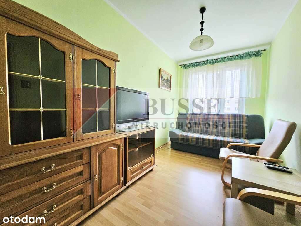 4 pok. na os. Zawadzkiego-Klonowica w niskim bloku-8