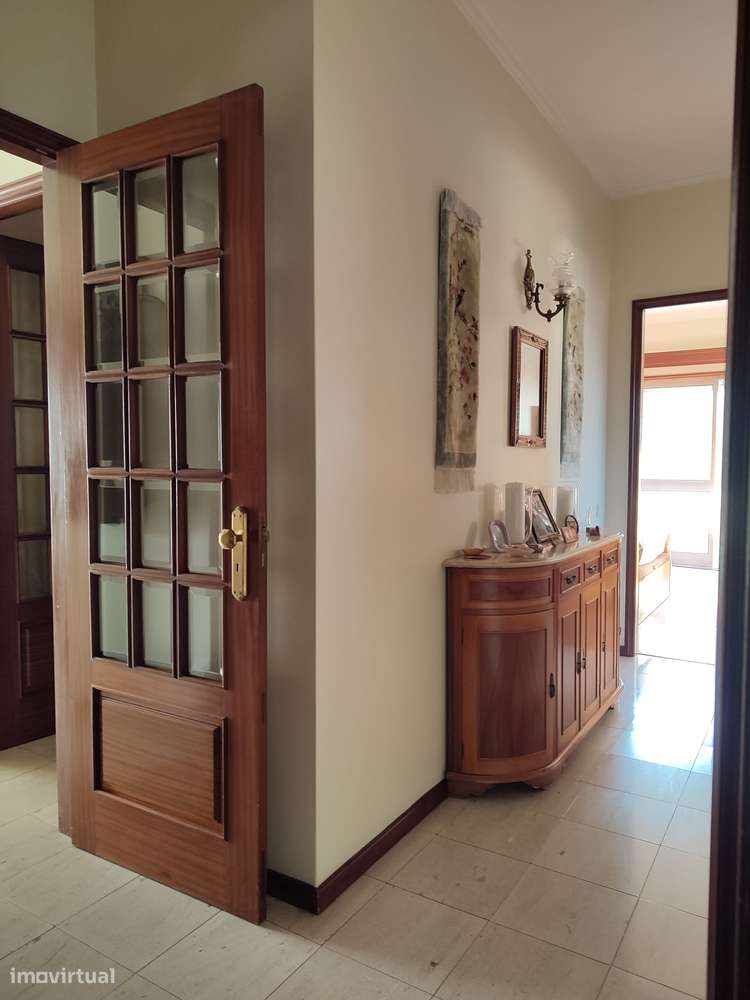 Casa com restaurante, localizada a poucos minutos a pé do mar, Espinho-14