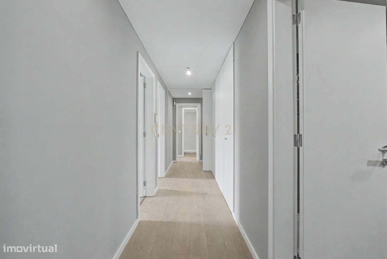 Apartamento T4 Exclusivo em Primeira Linha de Mar | Canidelo-13