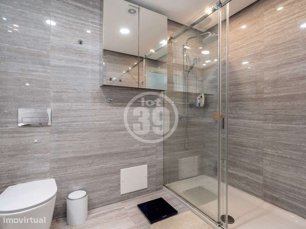 Apartamento T2 com piscina, Estacionamento Privativo, no Centro de ...-25