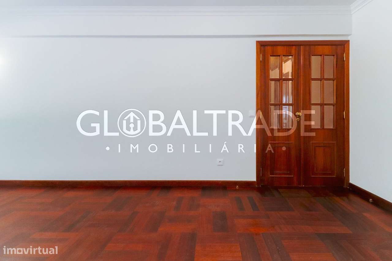 Apartamento T2 Renovado & Equipado em Fânzeres-19