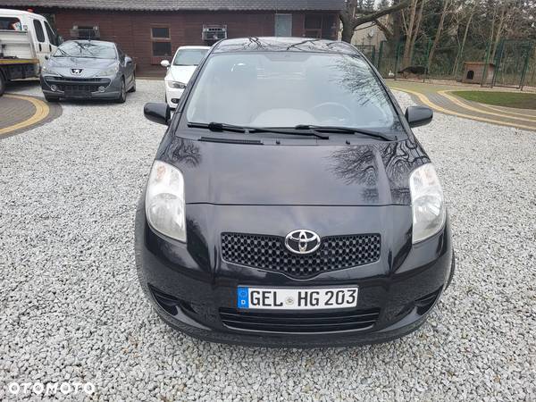 Toyota Yaris 1.0 Active - 11