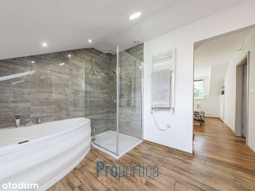 Komfortowy i funkcjonalny dom na Tarchominie-10