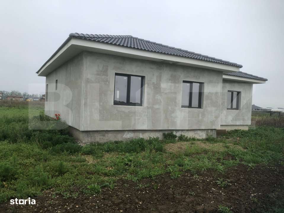 Casa Semifinisata, intre Odoreu si Martinesti - Imagine principală: 1/6