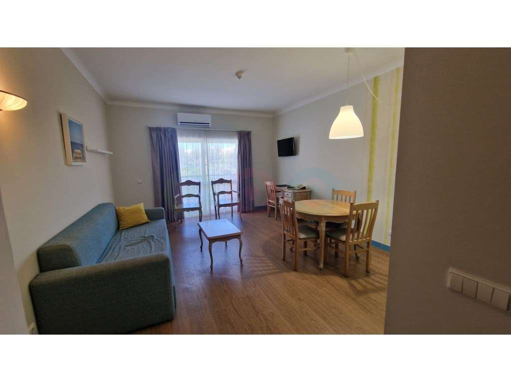 Apartamento T1 em Empreendimento Turístico de 4 Estrelas | Albufeira-9