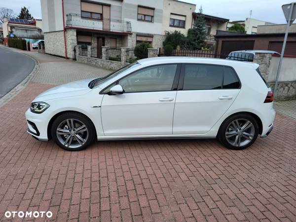 Volkswagen Golf 2.0 TDI SCR DSG R-Line - 16