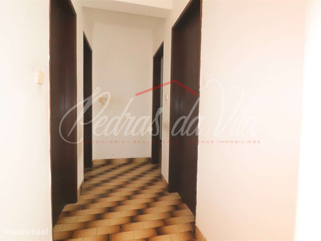 Excelente moradia T5 com anexo, quintal e garagem - Vila Nova de Mi...-10