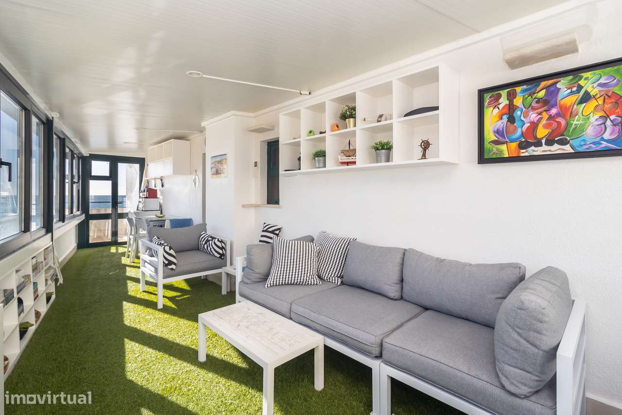 T4+1 Duplex em Primeira com 250m2, Linha de Mar | Sesimbra-21