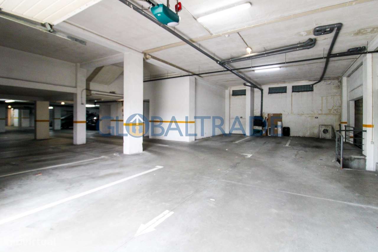 Apartamento T3 Renovado - Condomínio Fechado em Rio Tinto-40