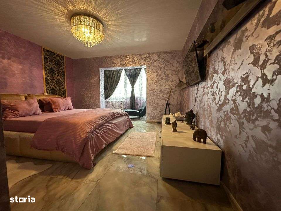 Apartament 3 camere, zona Buzaului (B-uri), etaj 1. - Imagine principală: 4/7