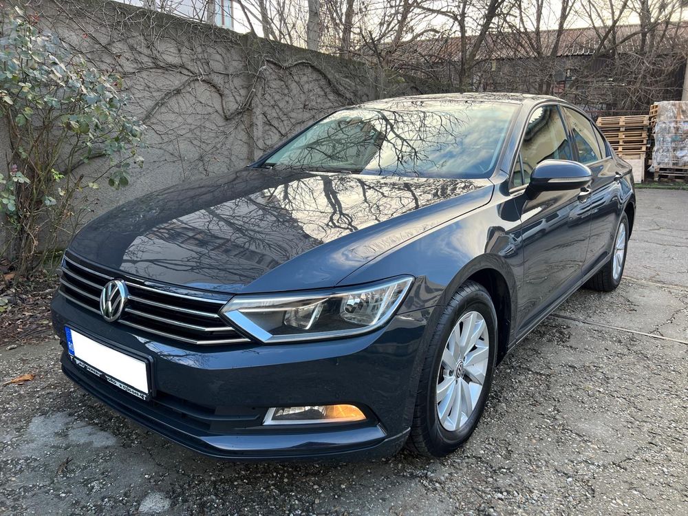 Volkswagen Passat B8 [2014 - Prezent] 1.6 TDI Comfortline 2018