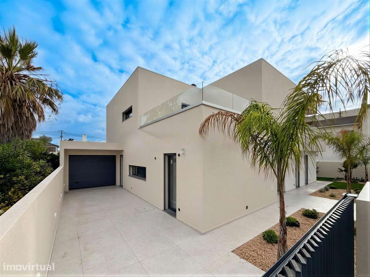 Exclusiva Moradia T4 com 4 Suites e Piscina Aquecida | Belverde - Grande imagem: 5/15