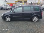 Volkswagen Touran 2.0 TDI DSG Highline - 9