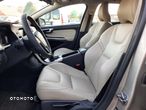 Volvo V60 D3 AWD Geartronic Momentum - 6