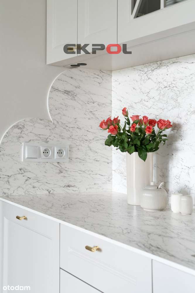 Piękny bardzo wysoki standard faktura Vat-7