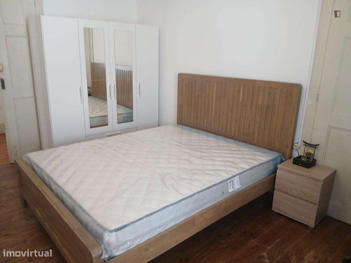 Quarto - localizado em São Jerónimo Coimbra - Grande imagem: 5/6
