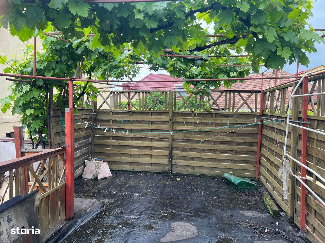 Casa individuala, in cartierul Lazaret cu bucatarie de vara si terasa-12