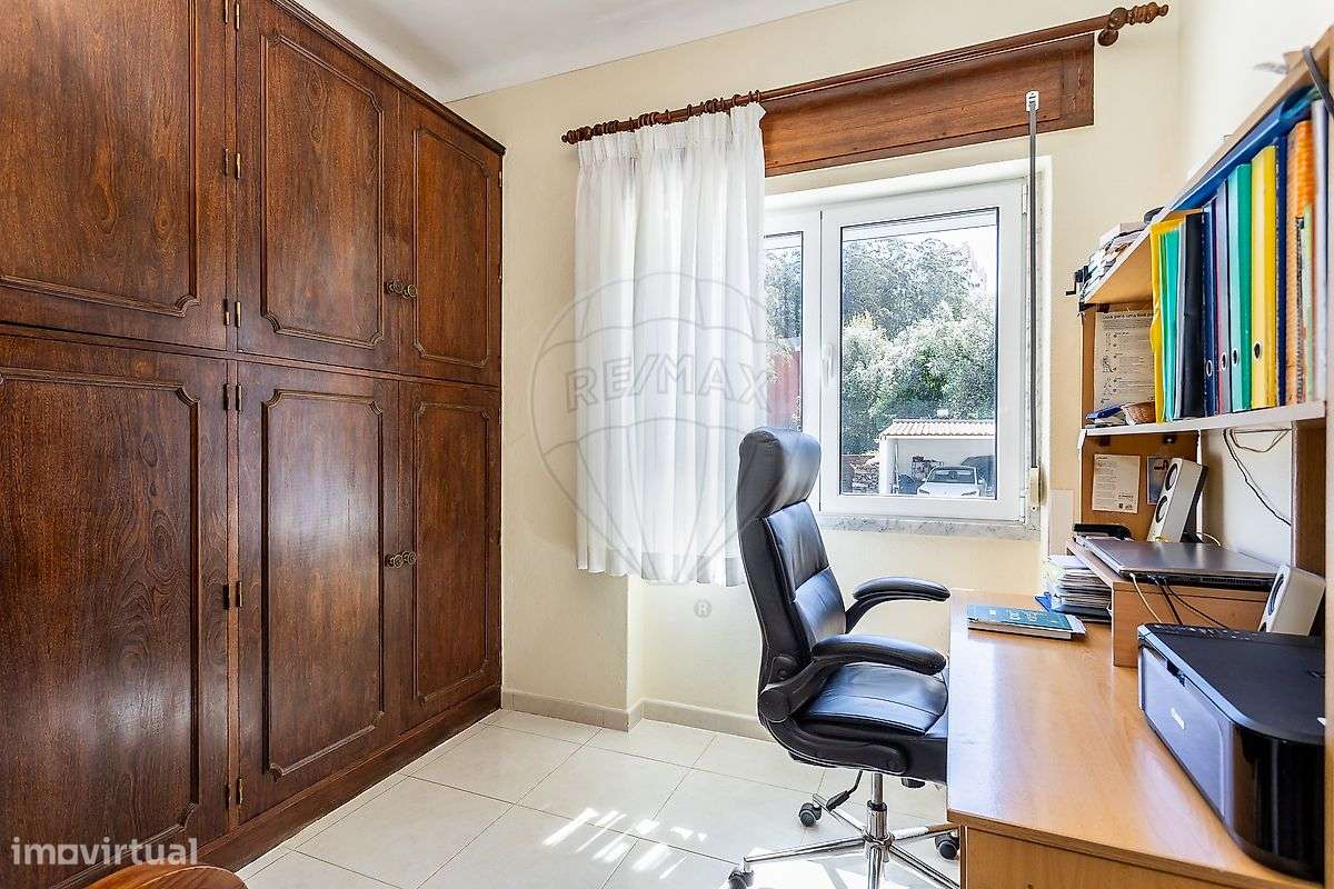 Moradia T4 para venda-8