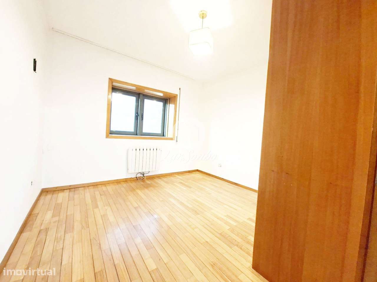 Apartamento T1+1 com lugar de garagem no centro da Trofa - Grande imagem: 4/19