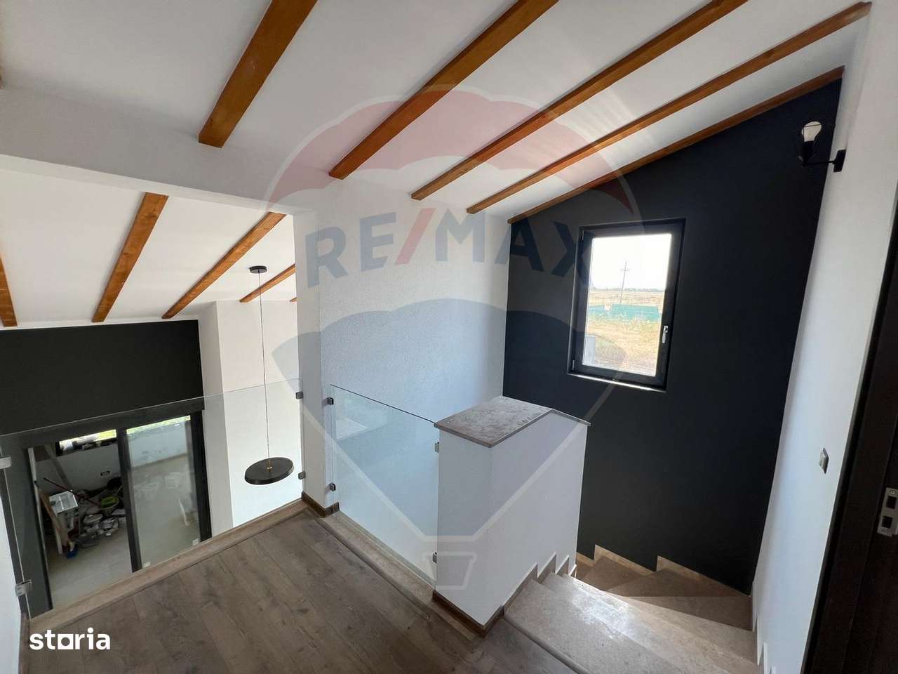 Casă / Vilă cu 5 camere de vânzare în zona Exterior Nord - Imagine principală: 5/14