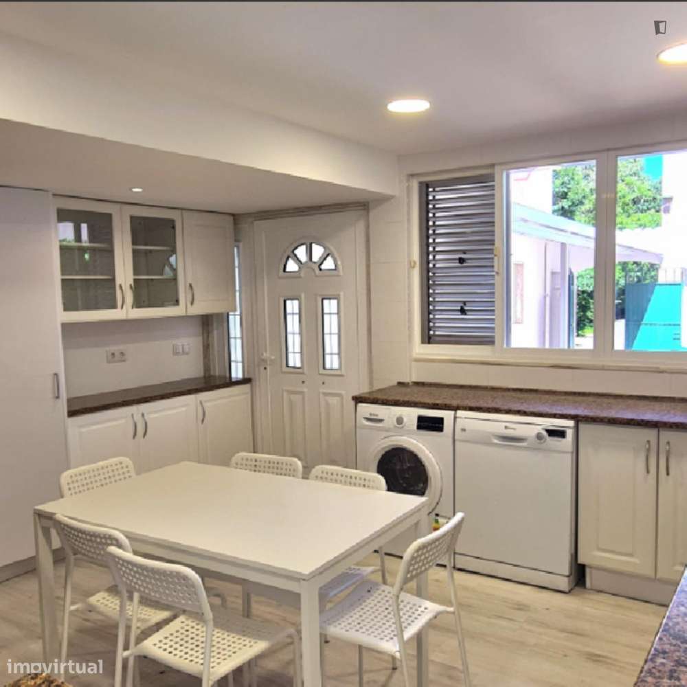 Quarto - localizado em Telheiras Lisbon - Grande imagem: 3/21