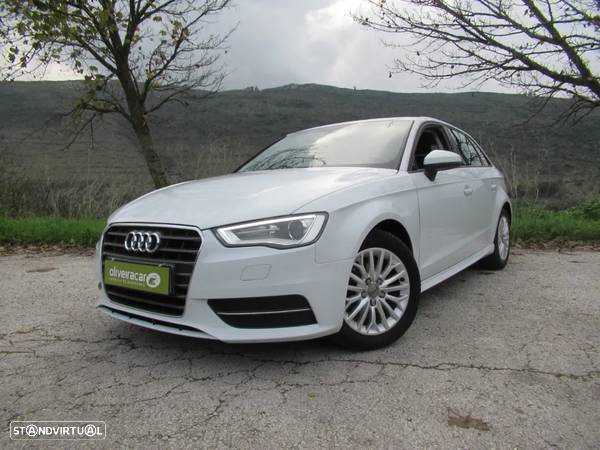 Audi A3 Sportback 1.6 TDi Attraction Ultra - 11