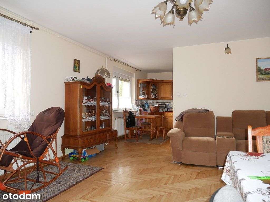 Duży dom wolnostojący w Nowogrodźcu. - Pełny obrazek: 2/12