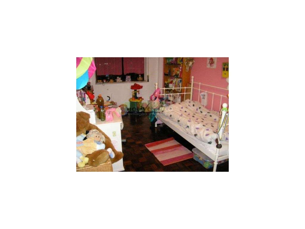 O Seu Novo Lar em Sintra. T2 com Lareira nos Casais de Mem Martins.-6