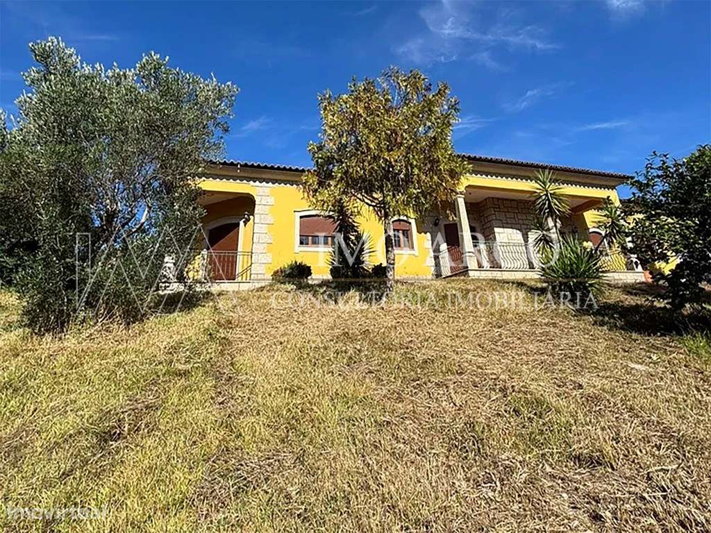 Quinta, com Moradia, Piscina e Adega-25