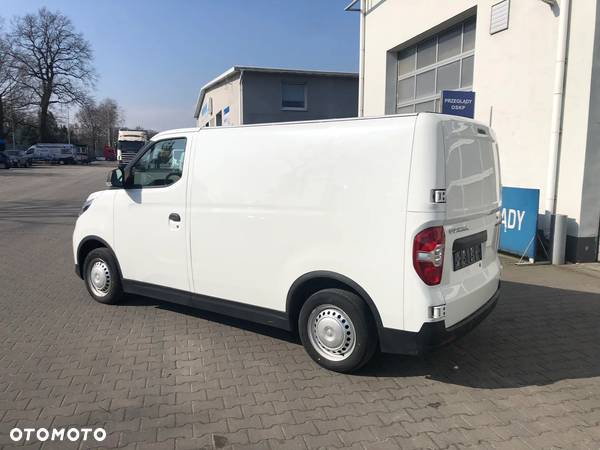 Maxus E-Deliver 3 4,8 m3 122 KM 35 KW - 3