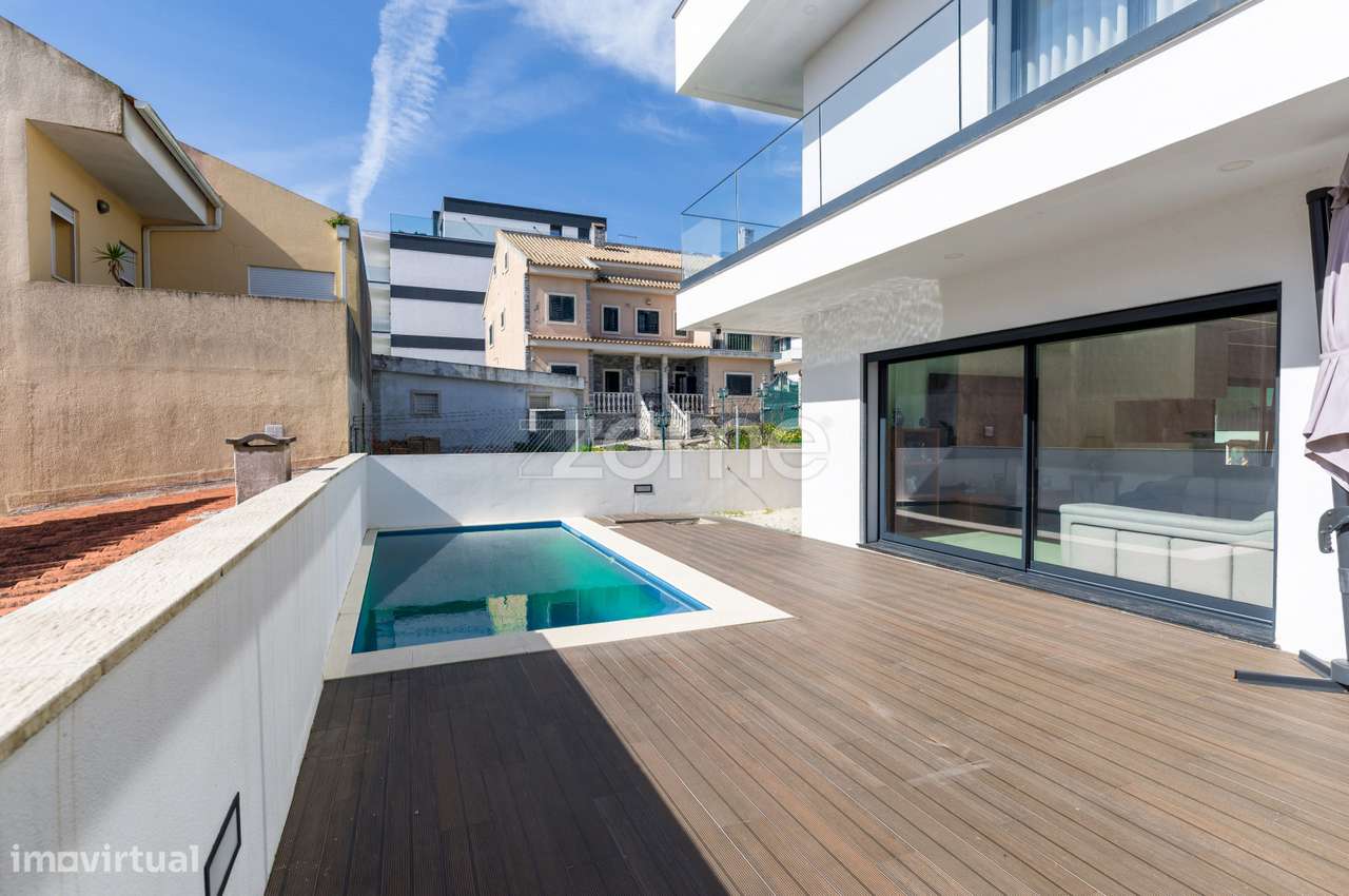 Moradia T3 Famões - Grande imagem: 2/52