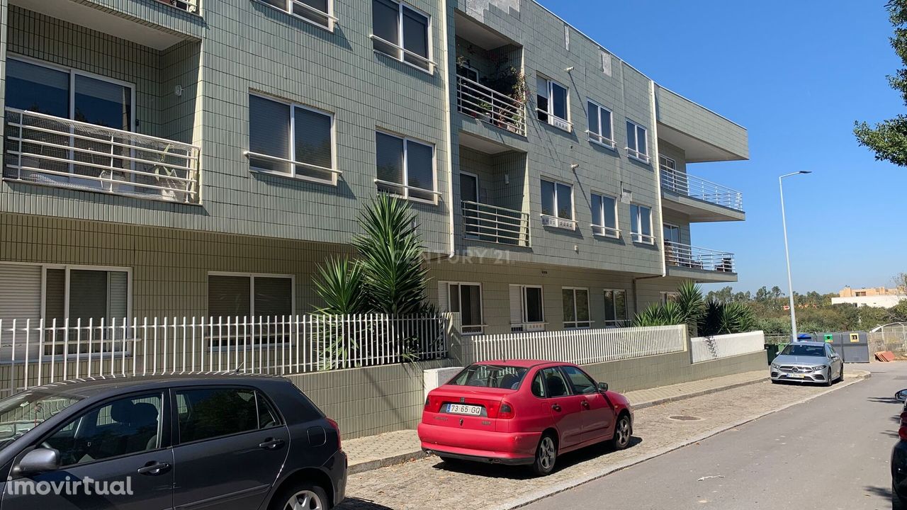 Apartamento T3 Duplex c/garagem e piscina em Arcozelo (DESCIDA DE PREÇ