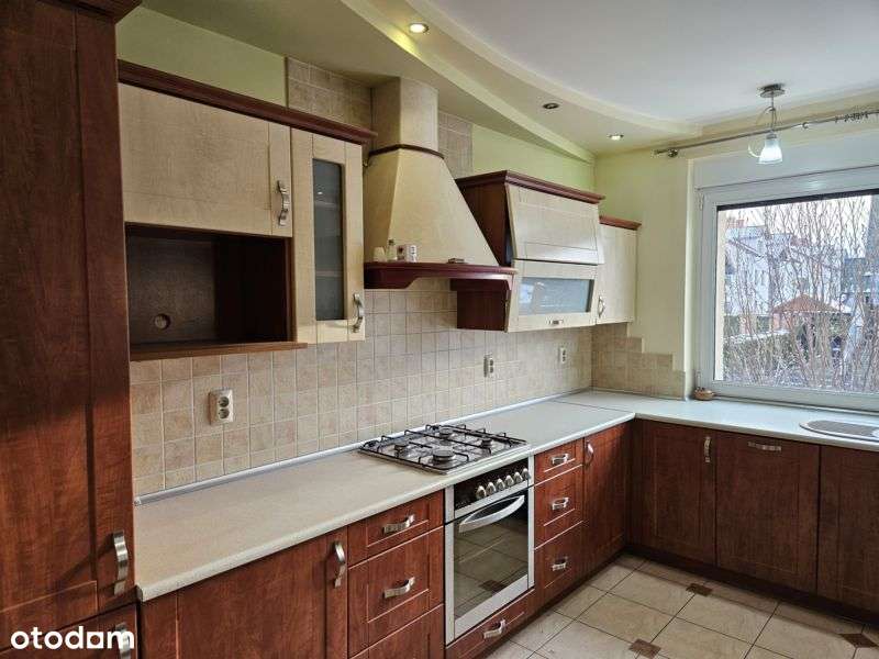 Dom 5cio pokojowy w Grodzisku Wlkp. o pow. 142,70 m2  plus piwnica-10