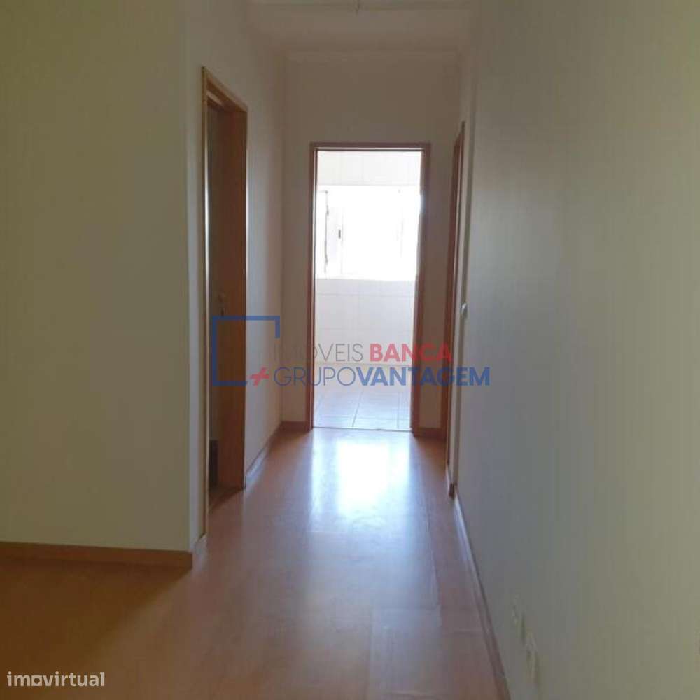 T1| 224 000,00€- com varanda, garagem e elevador - Grande imagem: 4/11