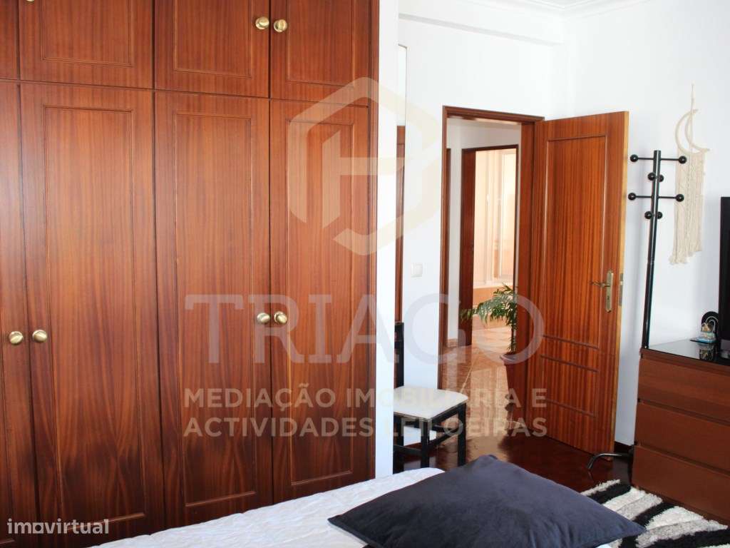 Fantástica Moradia T4 mais Escritório com Garagem-24