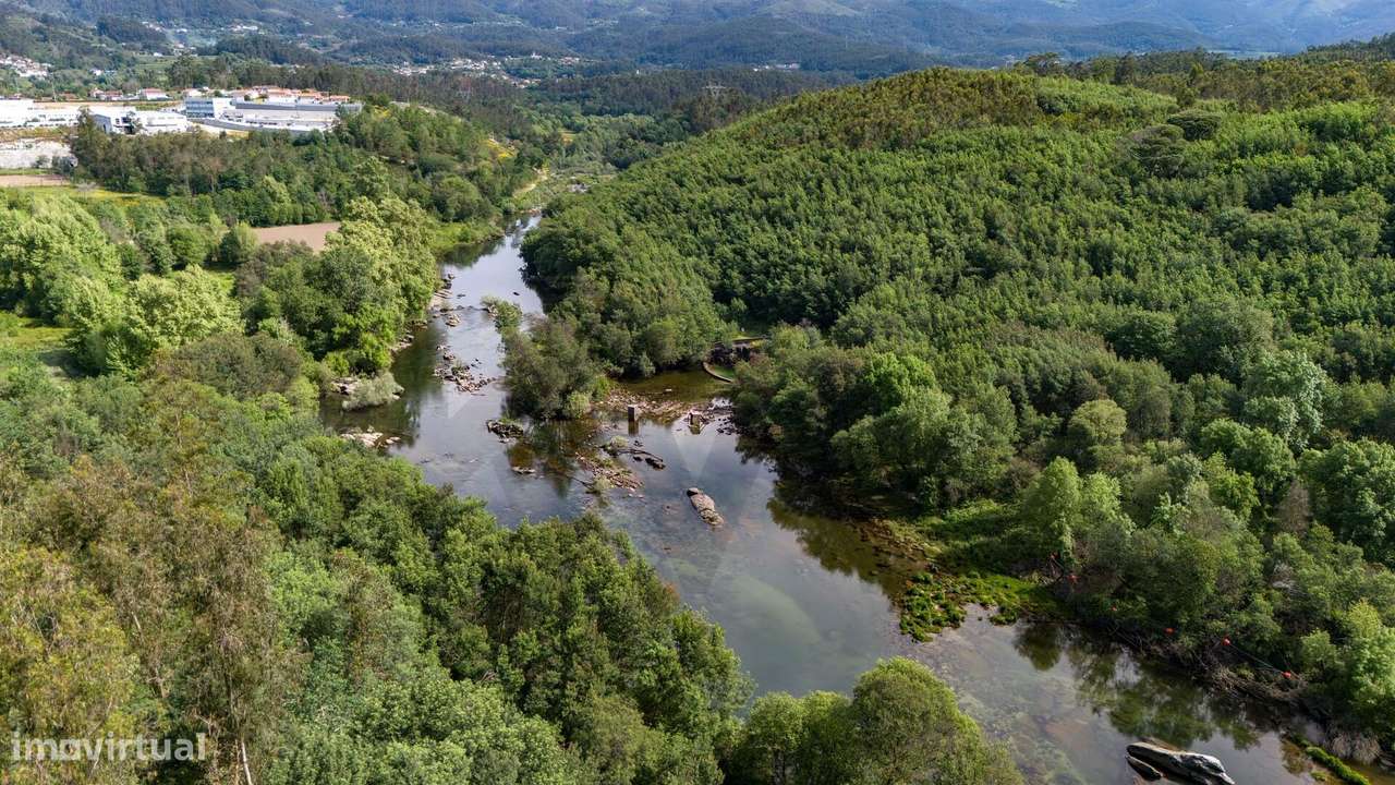 Terreno em Venda - Oportunidade Única em Braga - Grande imagem: 2/39