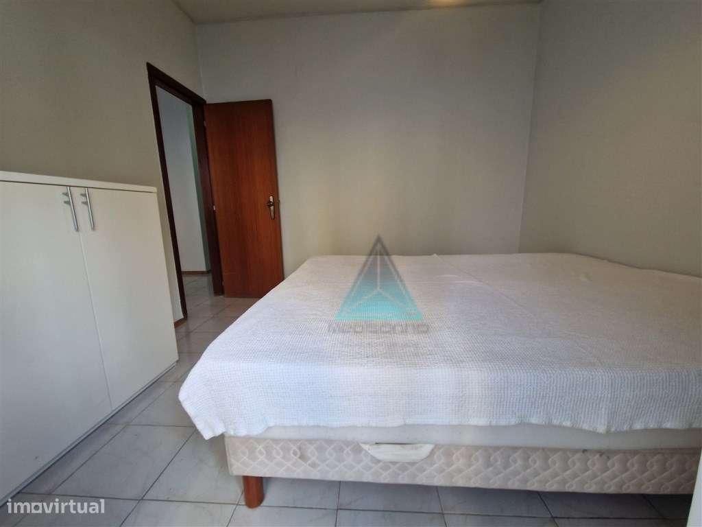 T1 SETUBAL * * 1 ANDAR * * - Grande imagem: 5/9