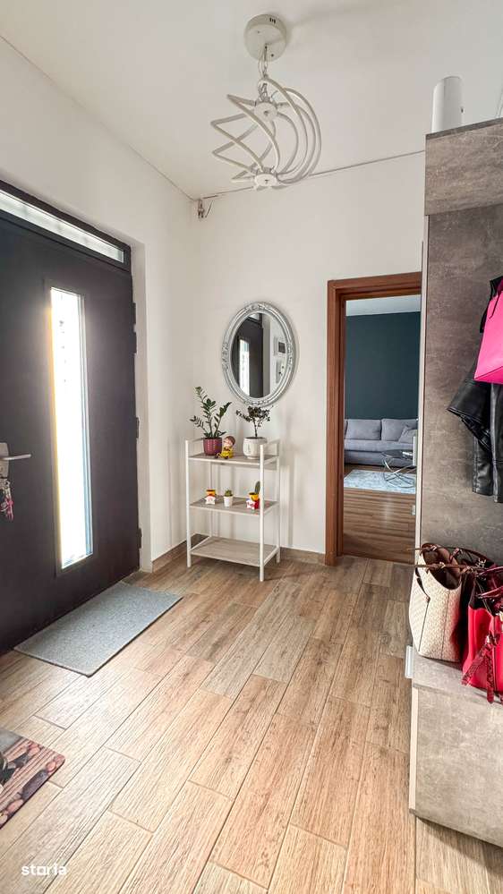 Vila individuala, cu 4 camere si o curte libera de 342,42 mp-11