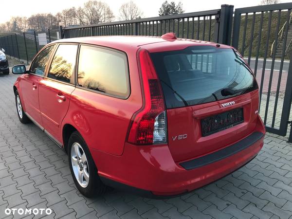 Volvo V50 - 2