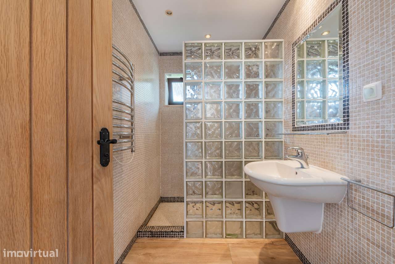Villa com frente ao golfe e vista para o mar e piscina privada no Sant-33