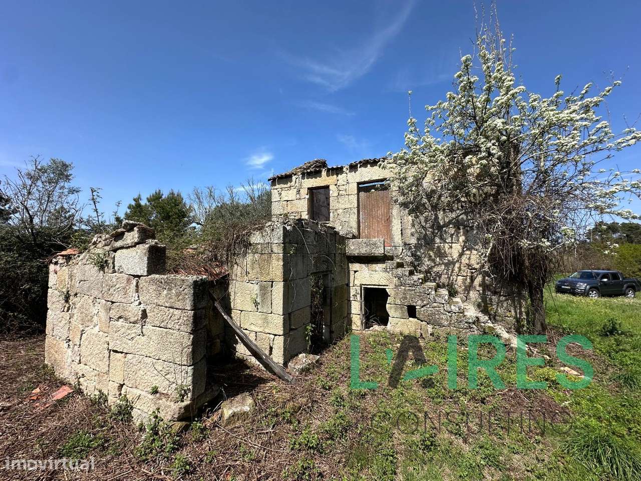 Vende-se em Pinhanços, Seia-7