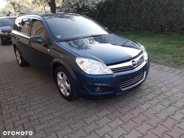 Opel Astra 1.4 Caravan Edition - 1