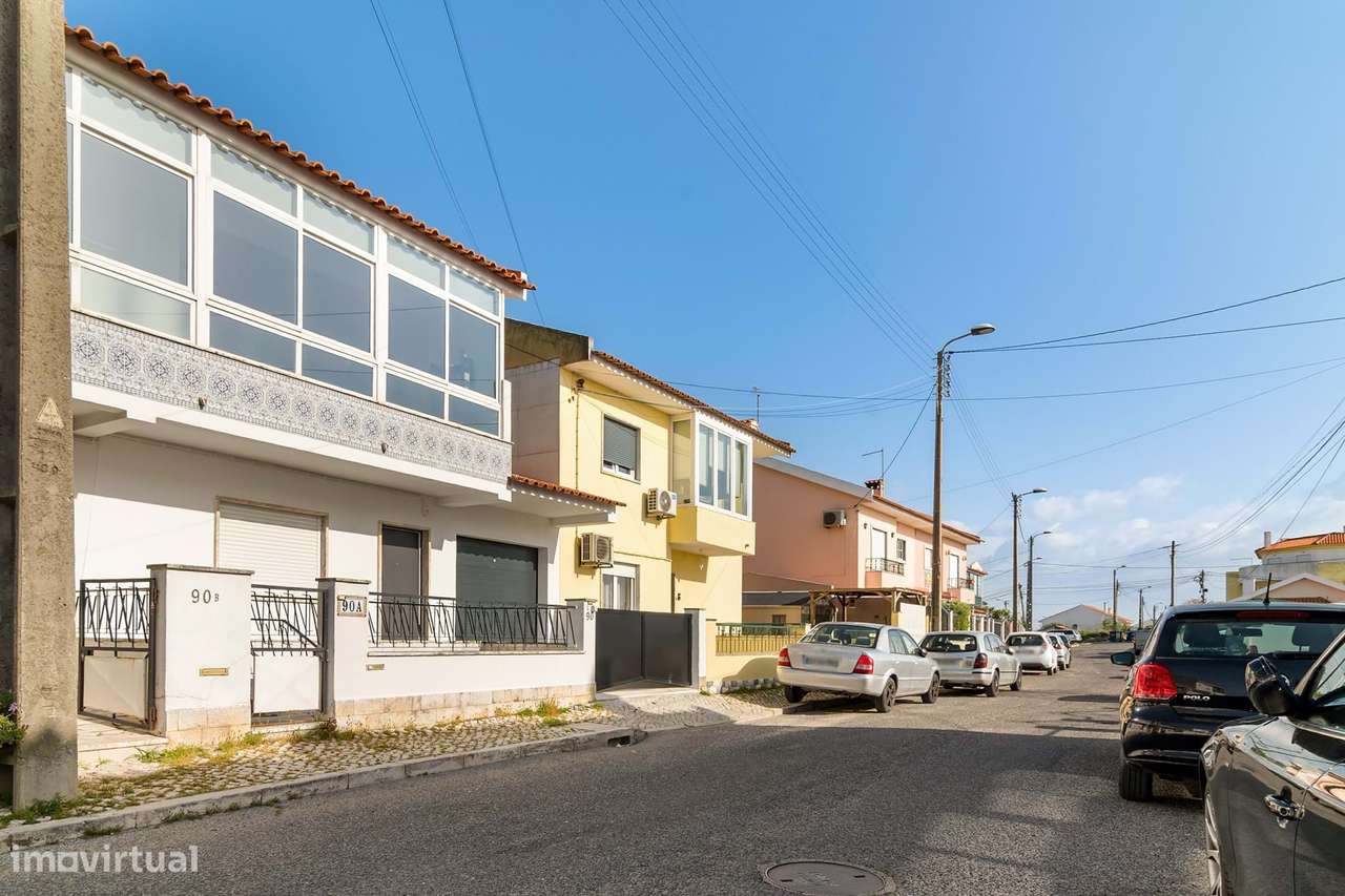 Refúgio acolhedor em São Domingos de Rana – T2+1 cheio de luz-22