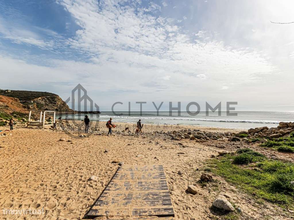 Moradia T3 e Apartamento T2 com Restaurante no Burgau-46