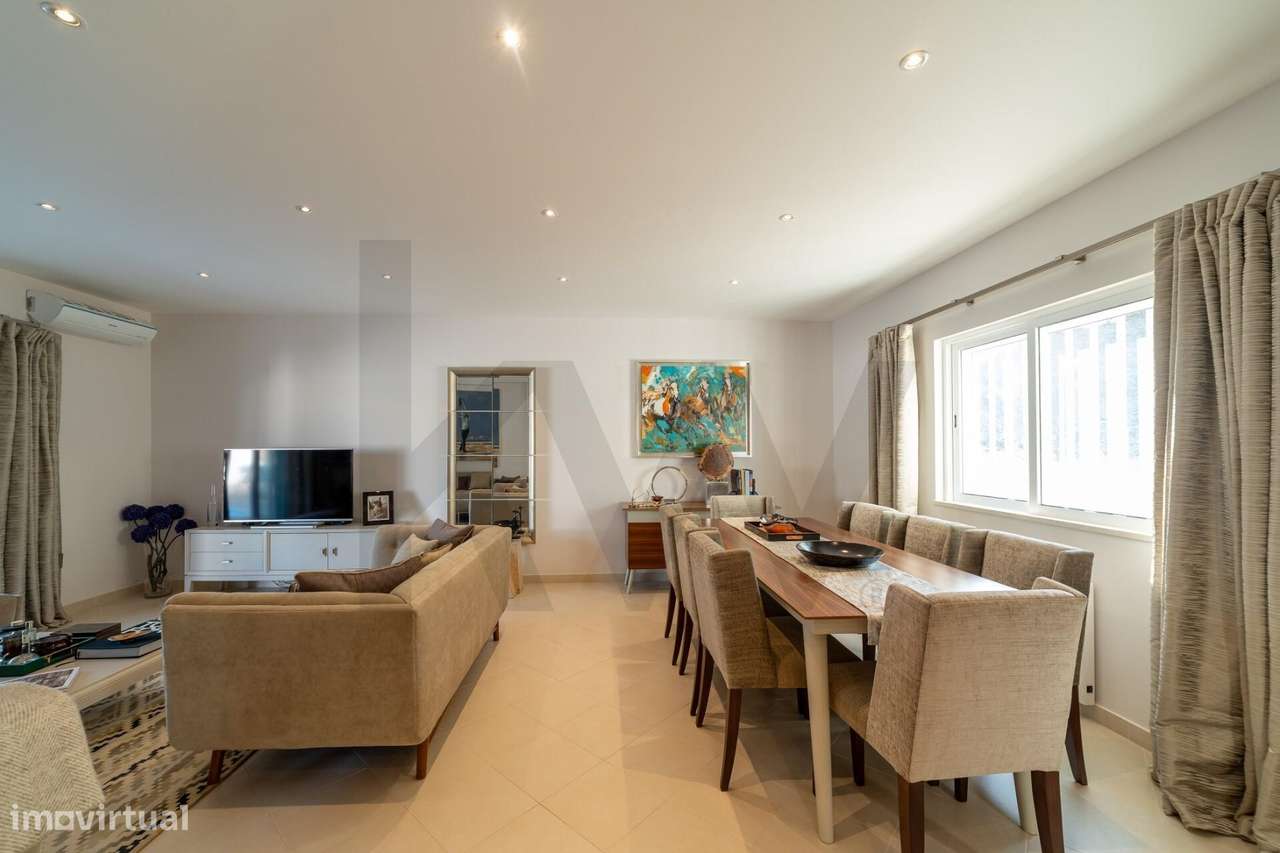 Moradia T3 com piscina de água salgada para venda localizada na Vila d - Grande imagem: 5/42