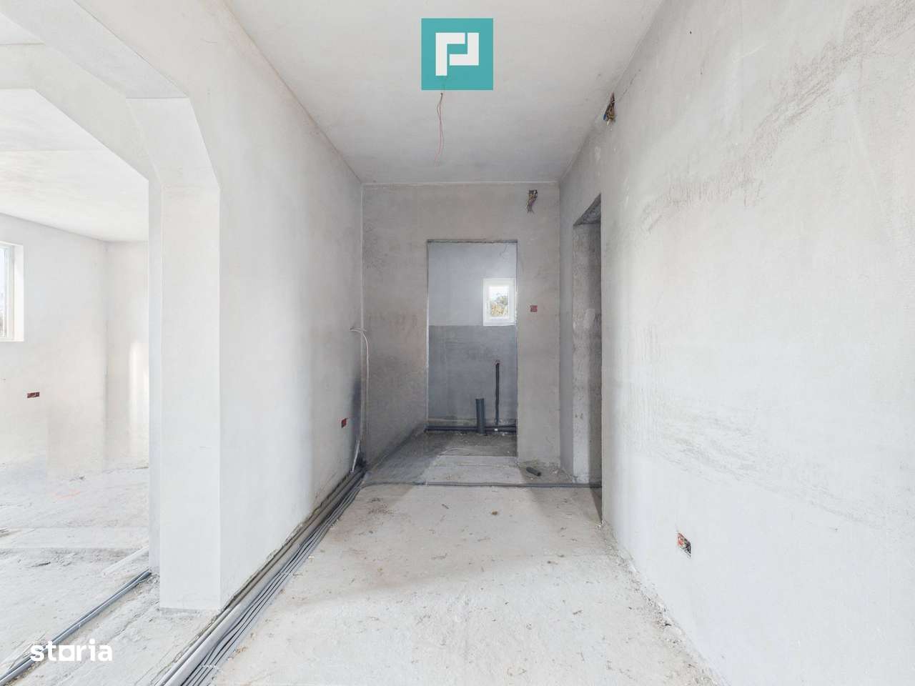 Casă cu panoramă spre dealurile Șiriei - Imagine principală: 5/17