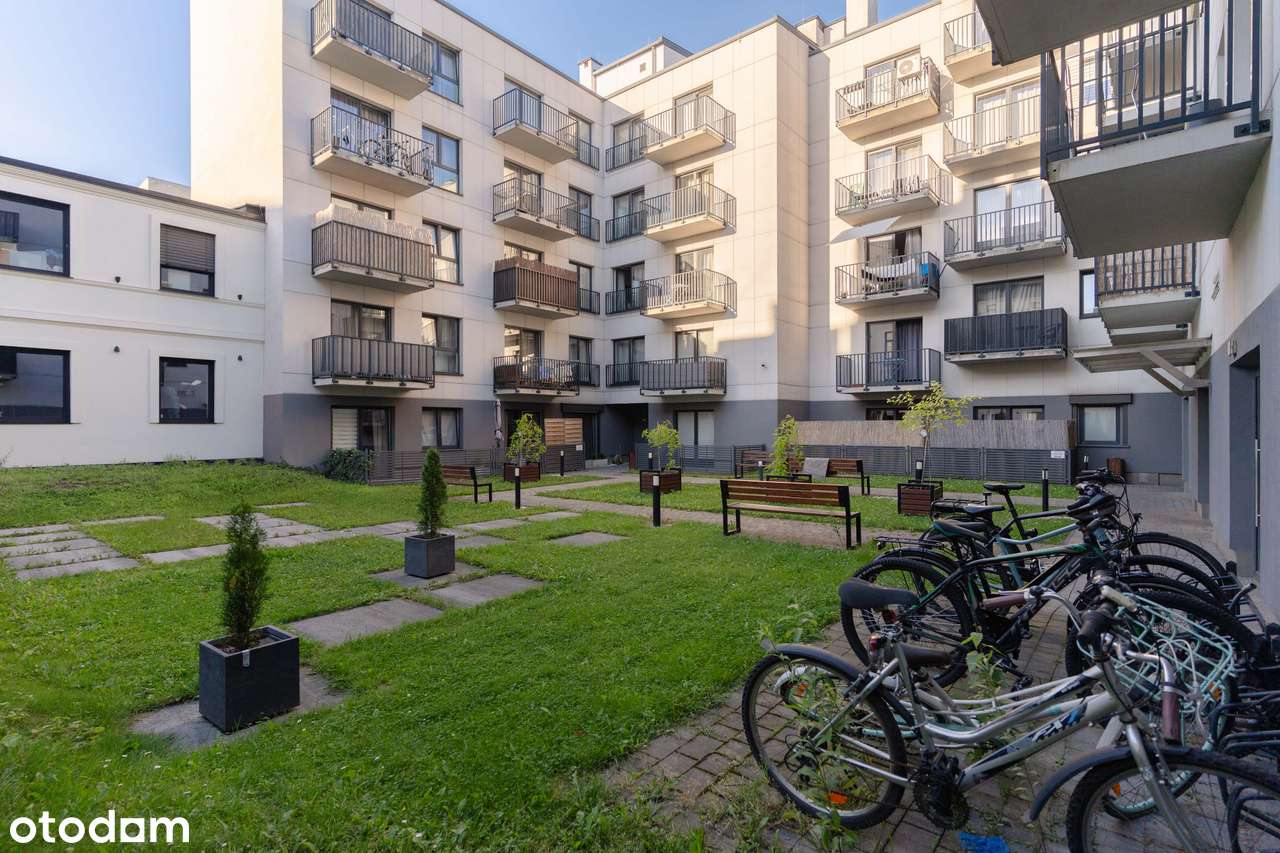 | 2 pokoje | Garaż | Garderoba | Ostatnie piętro | Centrum |-17
