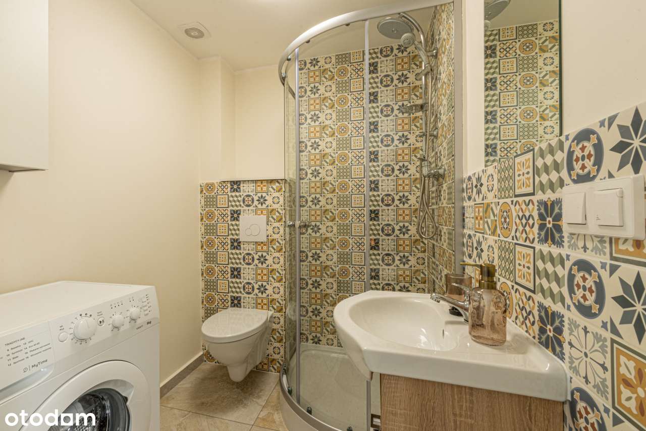 Sprzedam kawalerkę z wysokim standardem w Łodzi-0