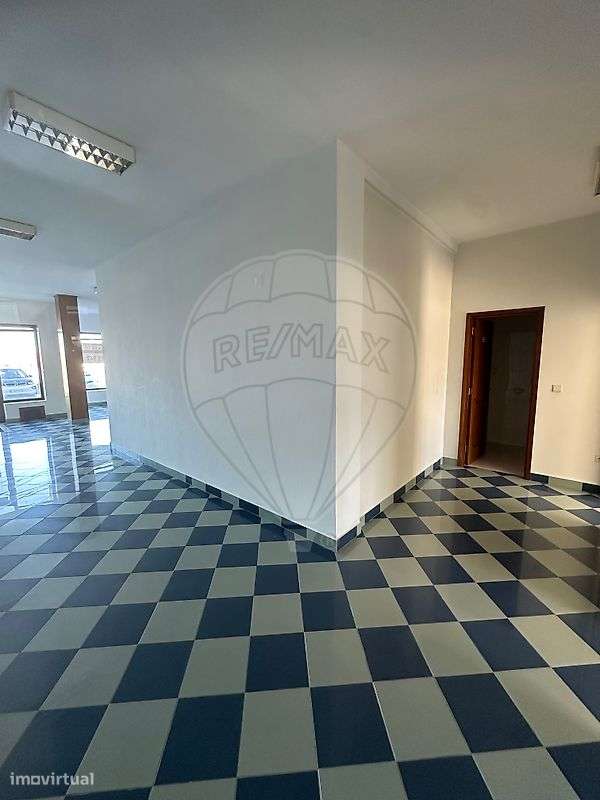 Loja  para arrendamento - Grande imagem: 5/18