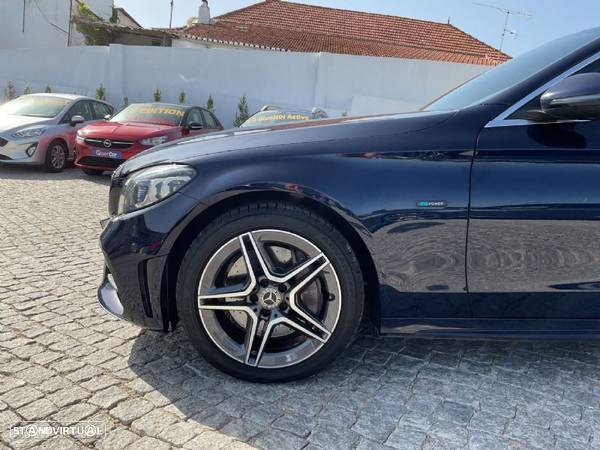 Mercedes-Benz C 300 de AMG Line - 21